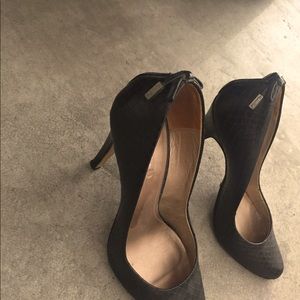 Massimo Dutti classic black Shoes size 8